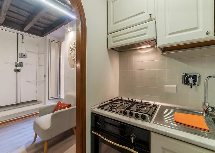 Giubbonari 23 - Fromhometorome Apartament *