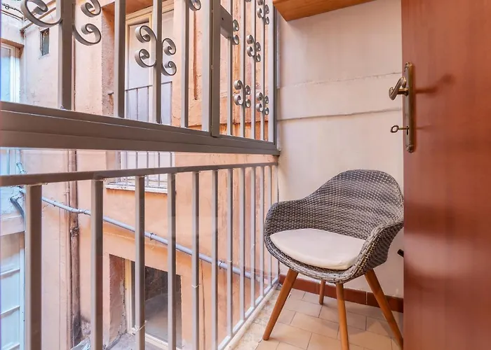 Apartament Giubbonari 23 - Fromhometorome *